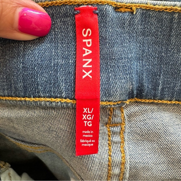 Spanx Women’s Straight Leg High Rise Pull On Jeans NWT - Picture 6 of 9